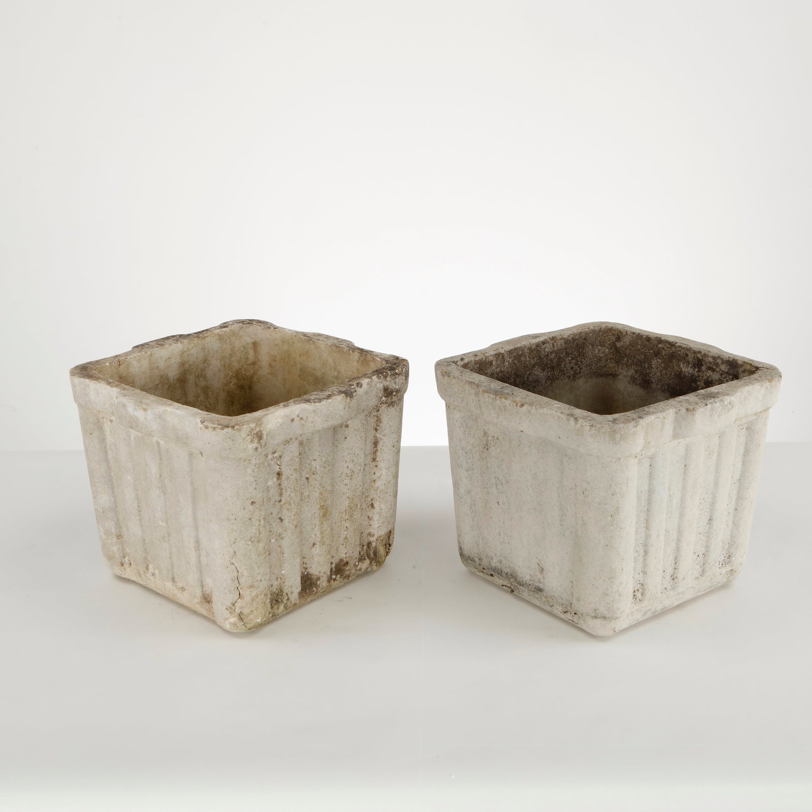 Willy Guhl, Pair of Small Square Planters, 1960s (1 of 13)