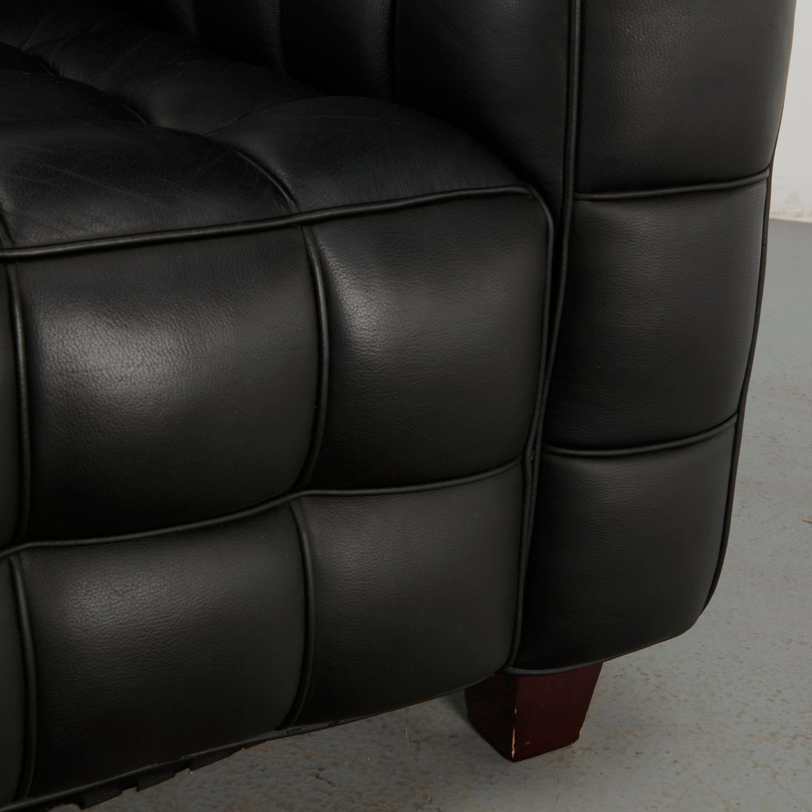 Josef Hoffmann, Black Leather Kubus Sofa - 13