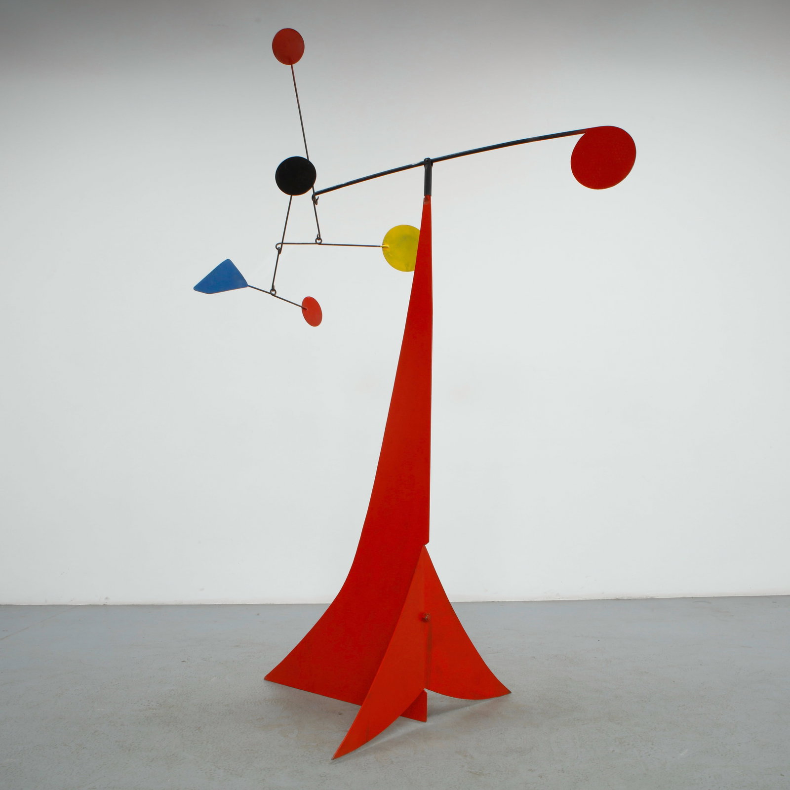 Red Abstract Metal Sculpture, Artisan-Crafted, 1980s (1 of 18)