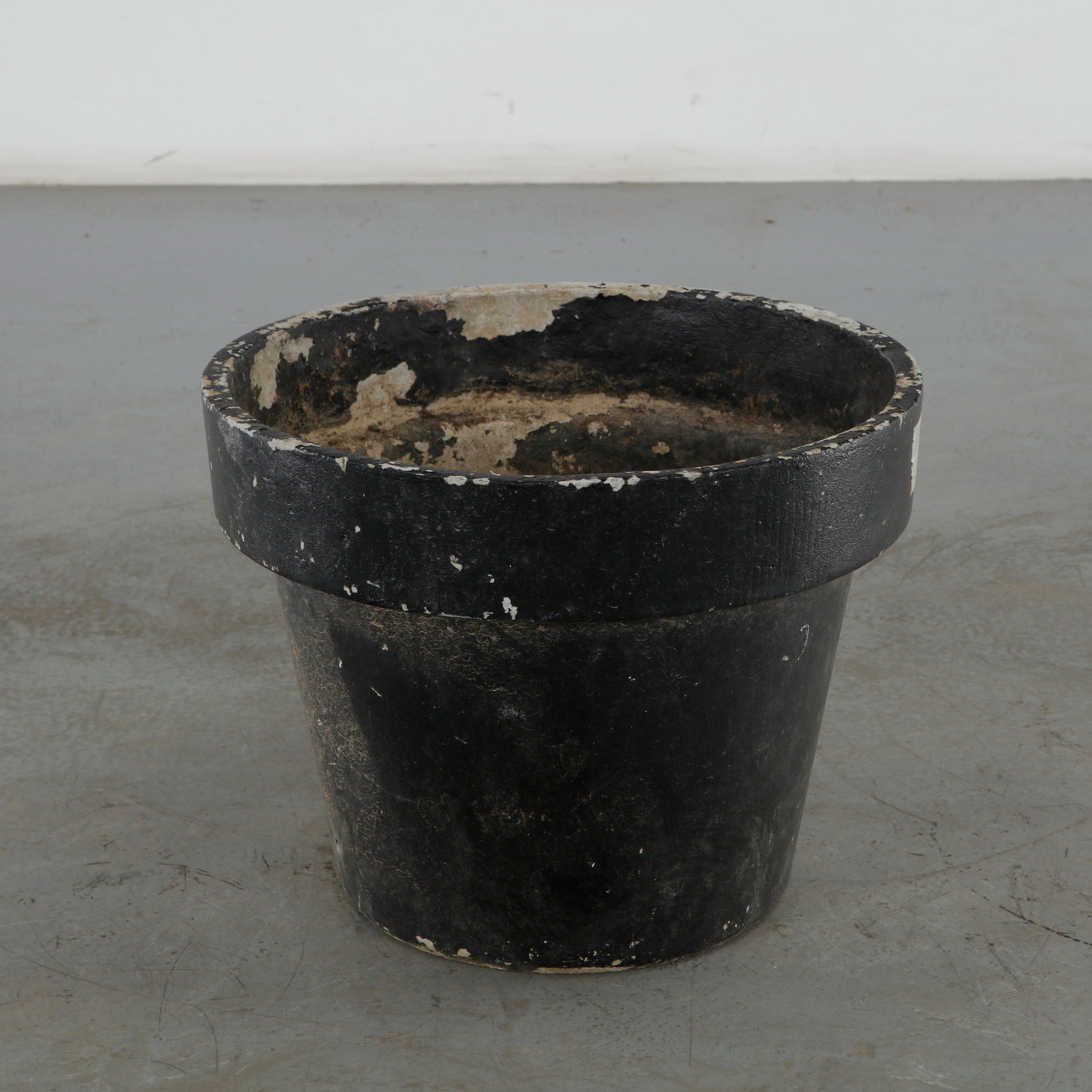 Willy Guhl, Round Planter, 1960s (1 of 11)