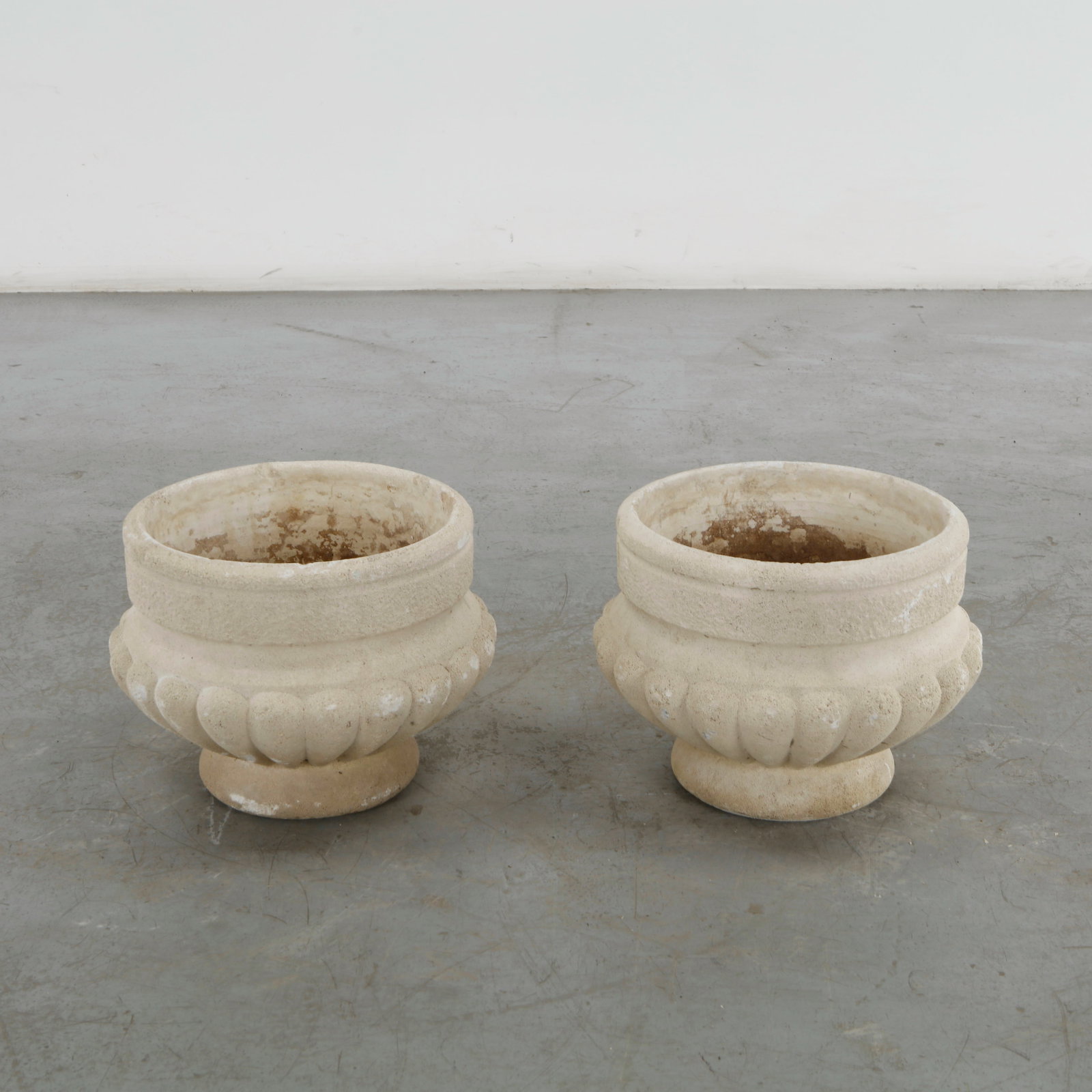 Pair of Fluted Cast Stone Planters, 1960s (1 of 14)
