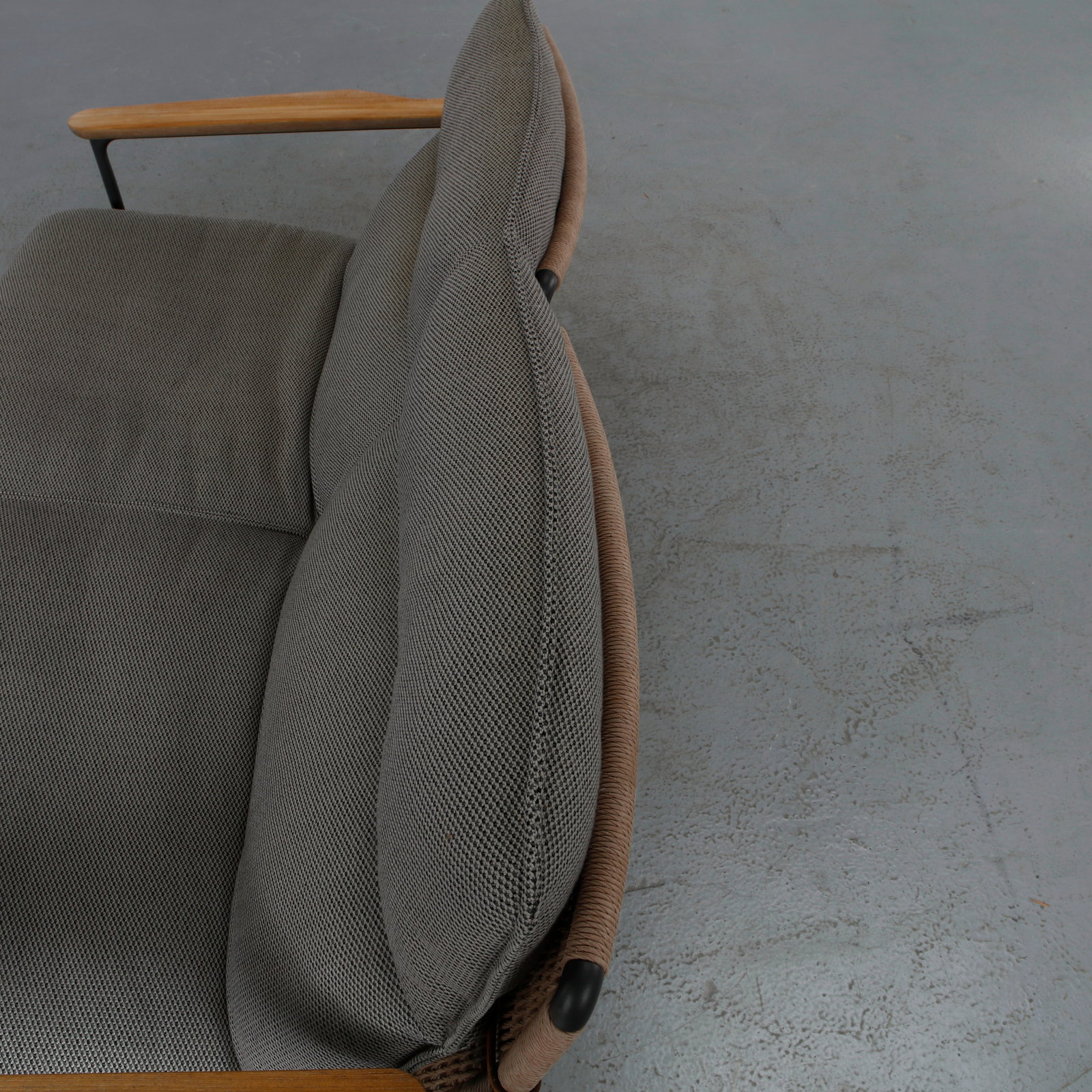 Gloster, Zenith Two-Seater Sofa - 14