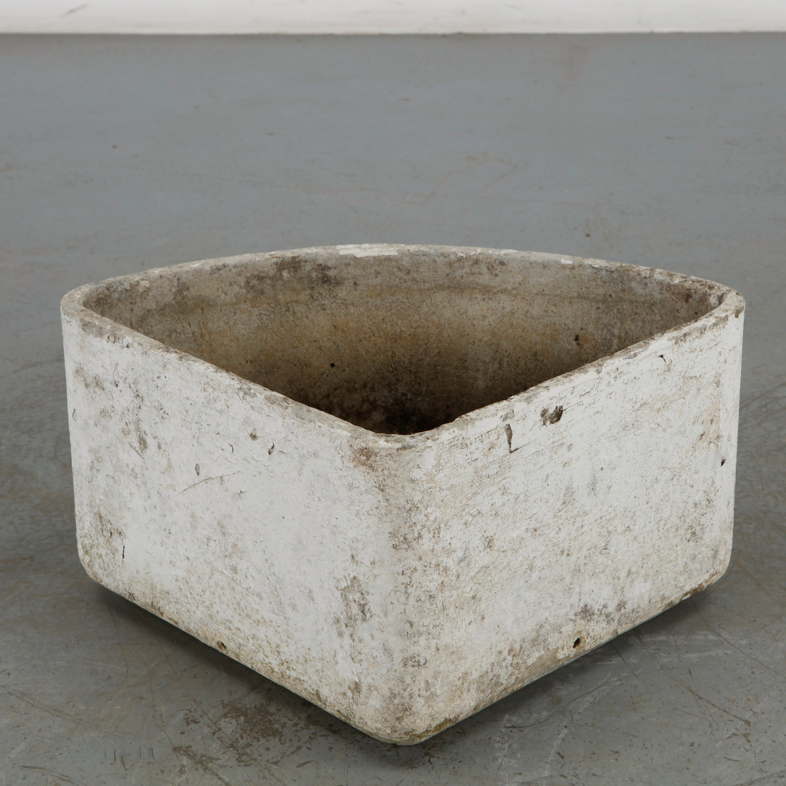 Willy Guhl, Triangular Planter, 1960s - 2
