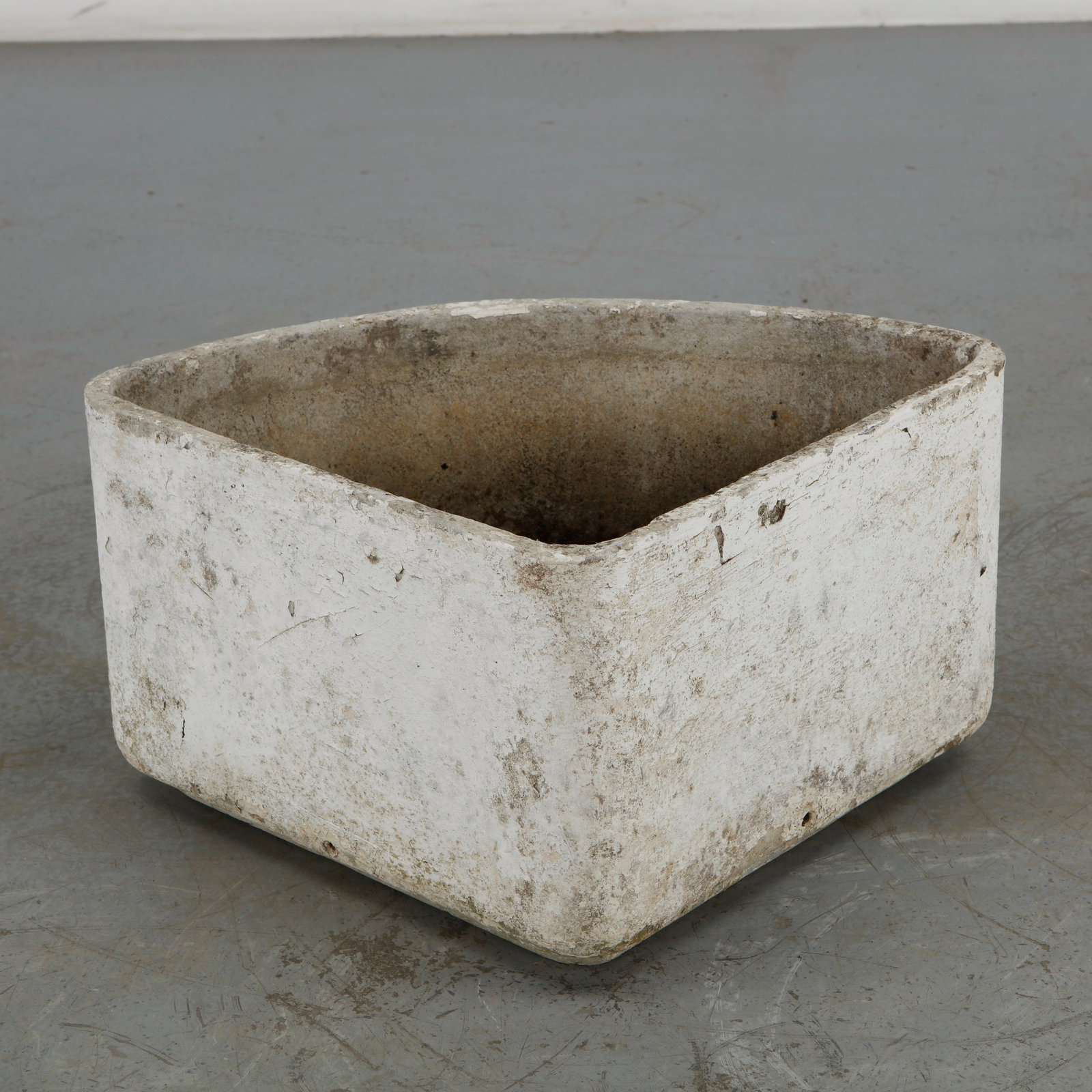 Willy Guhl, Triangular Planter, 1960s - 9