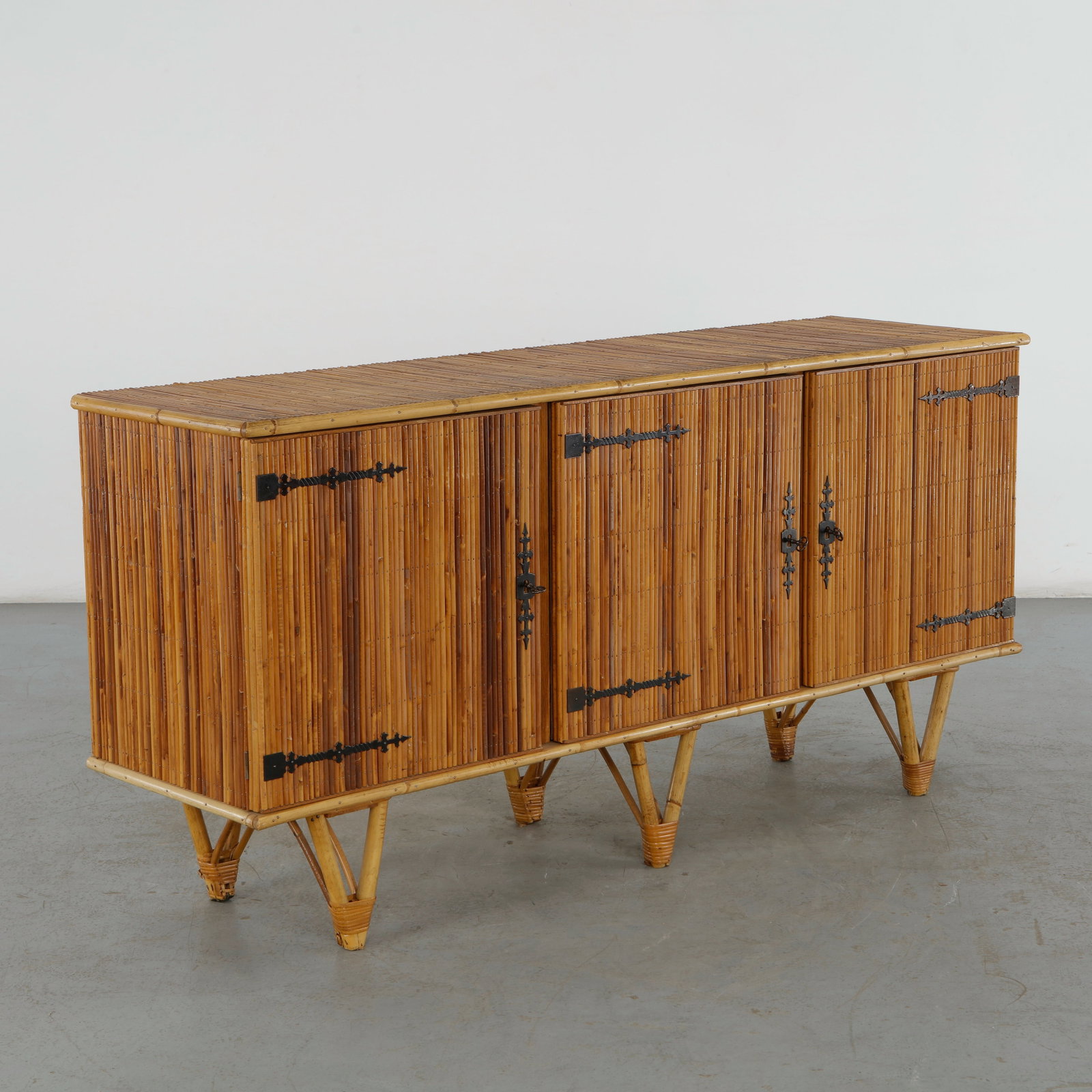 Audoux Minet, Wood and Bamboo Sideboard, 1960s (1 of 20)