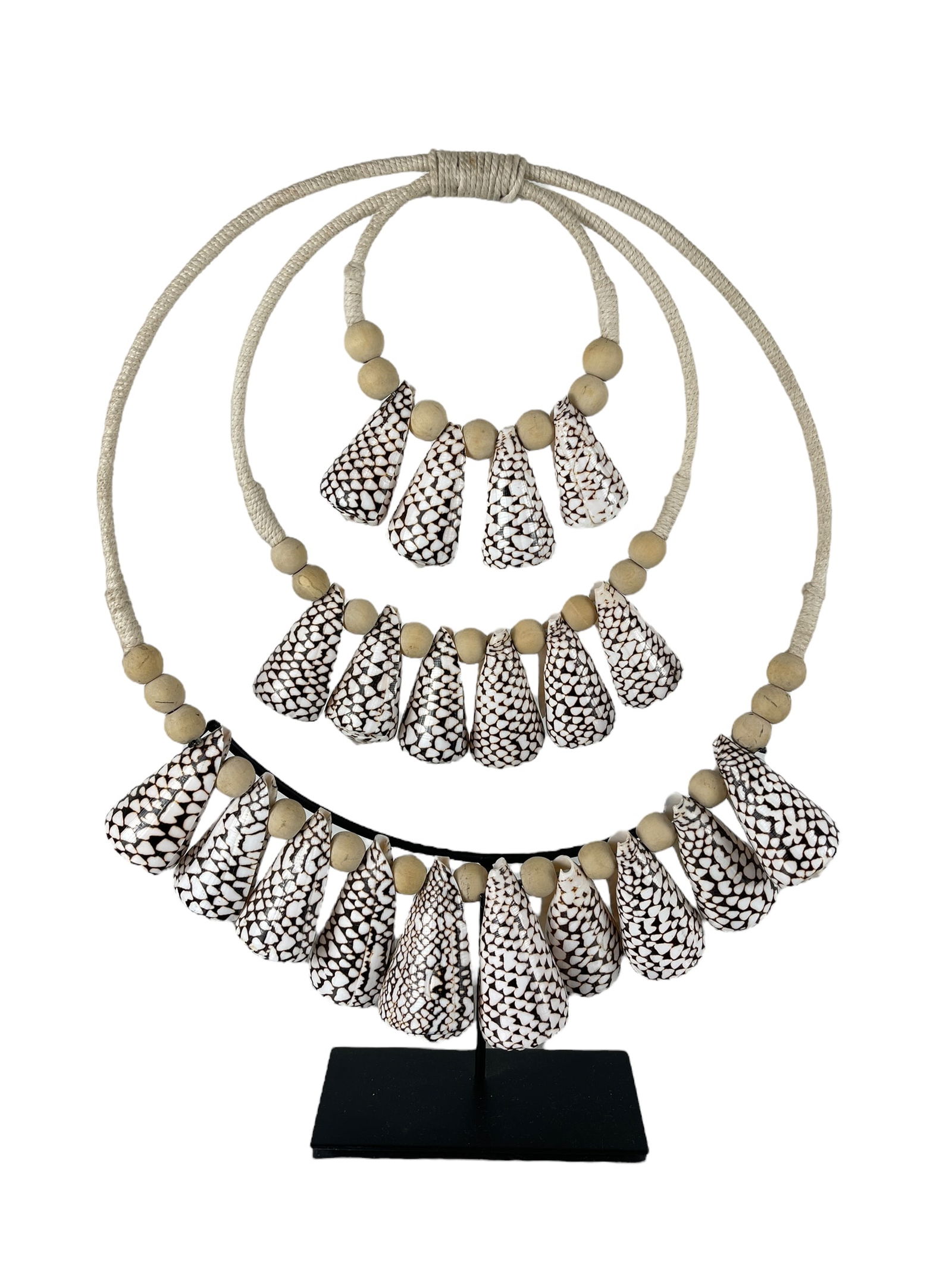 Tiger Shell Statement Necklace Made in Africa (1 of 5)