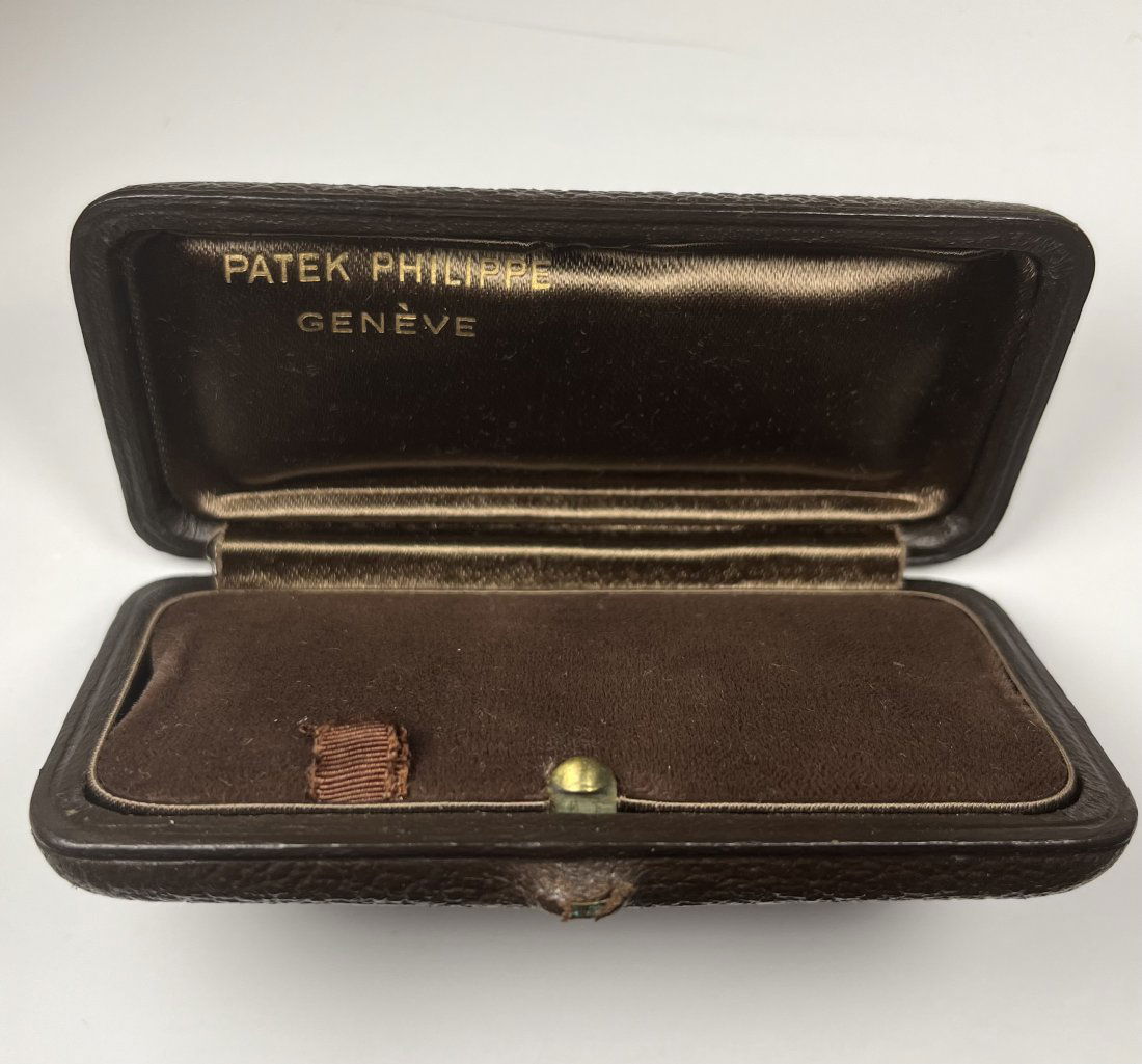 Patek Philippe Vintage Box (1 of 2)