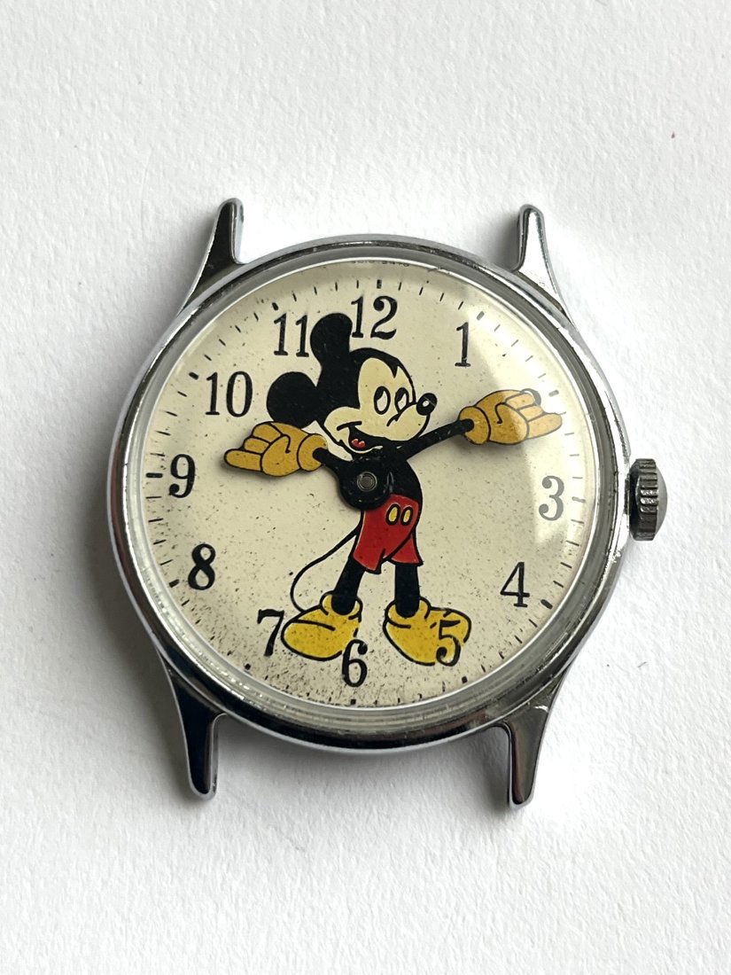Vintage Mickey Mouse Watch (1 of 2)