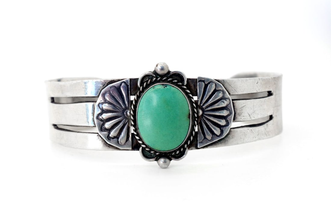 Vintage Sterling Silver Carico Lake Turquoise Cuff (1 of 5)