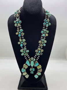 Navajo Master Silversmith Ella Peters AAAA Carico Lake Turquoise Necklace: Navajo Master Silversmith Ella Peters AAAA Carico Lake Turquoise Sterling Silver Necklace (10) Flowers with 6 stones
