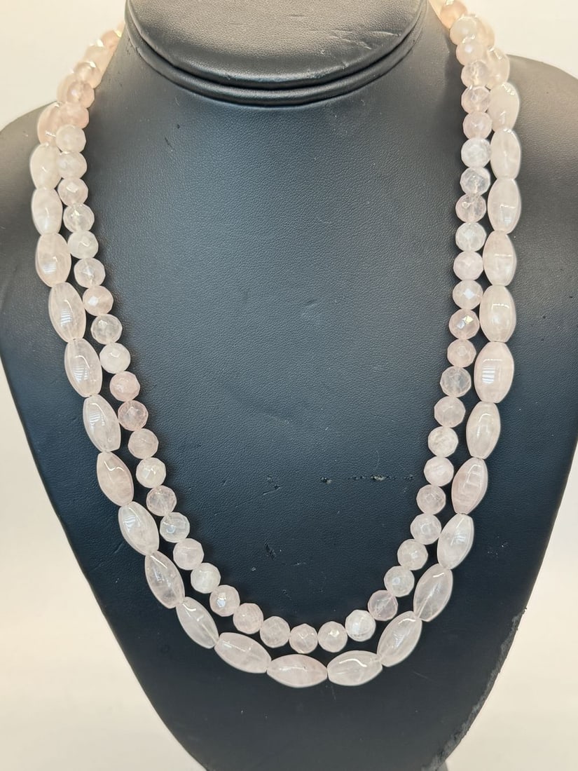 Beautiful Madagascar Rose Quartz Necklace (1 of 4)