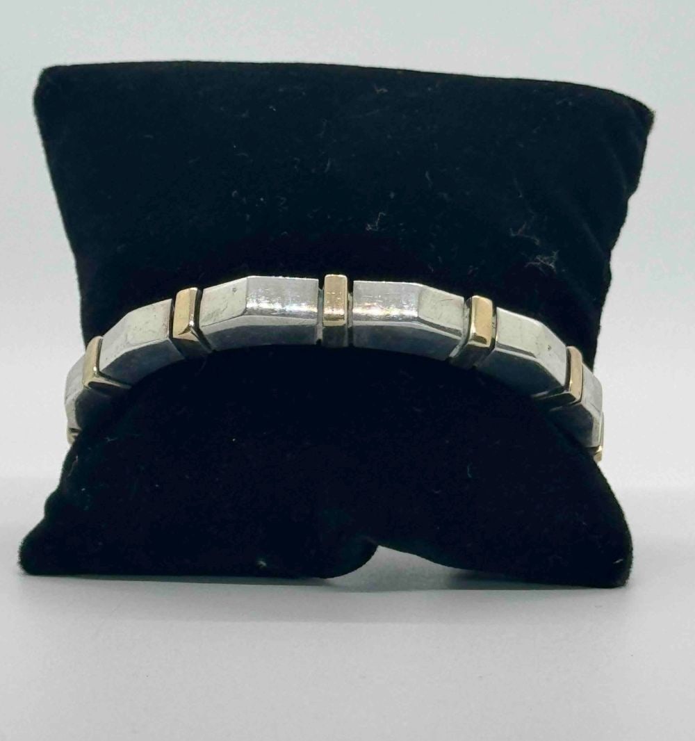 Navajo Master Silversmith H. Nusie Signed Cuff (1 of 4)