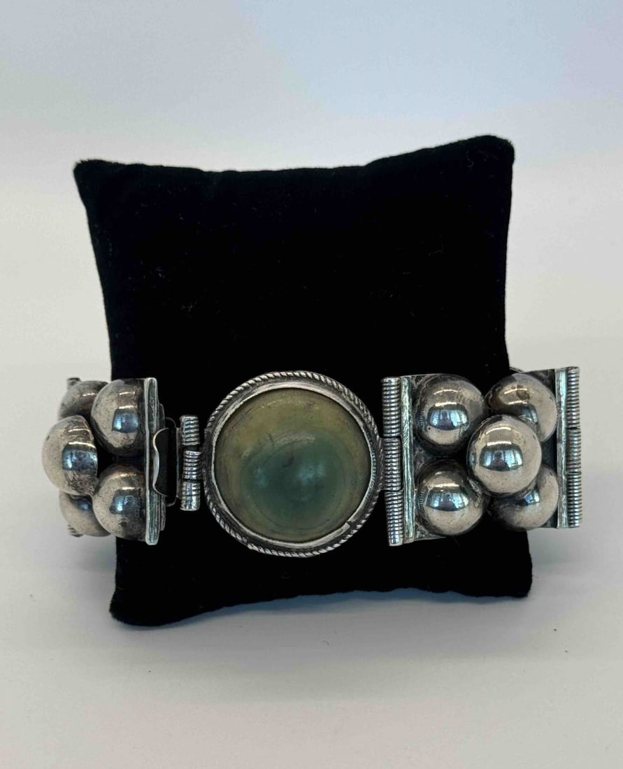 Vintage 1950 Sterling Silver Turquoise Bracelet (1 of 4)