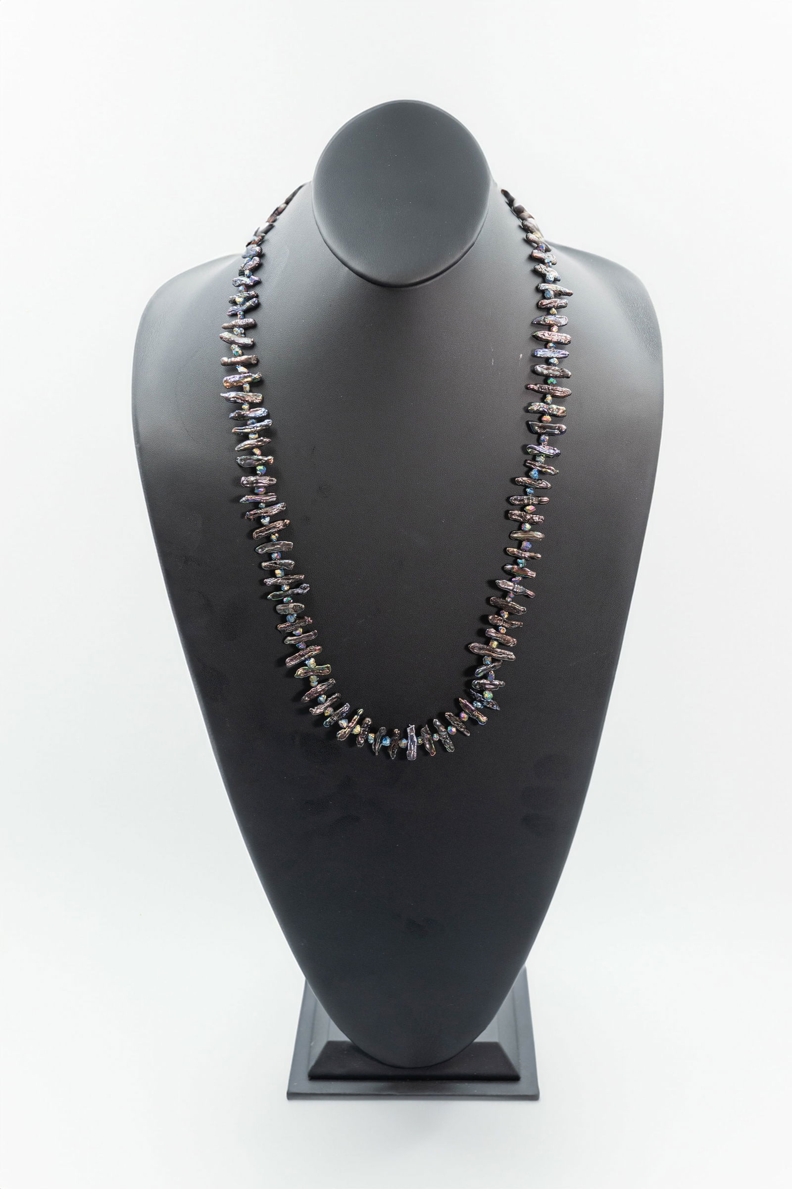 Beautiful Biwa Pearl Necklace (1 of 8)