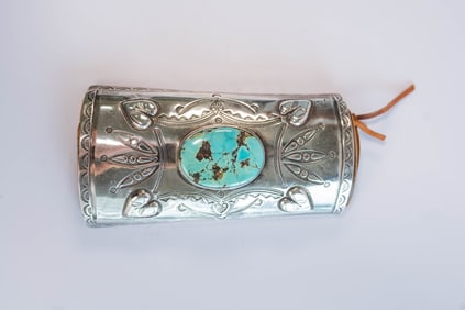 Vintage Ladies Ketoh Bow Guard