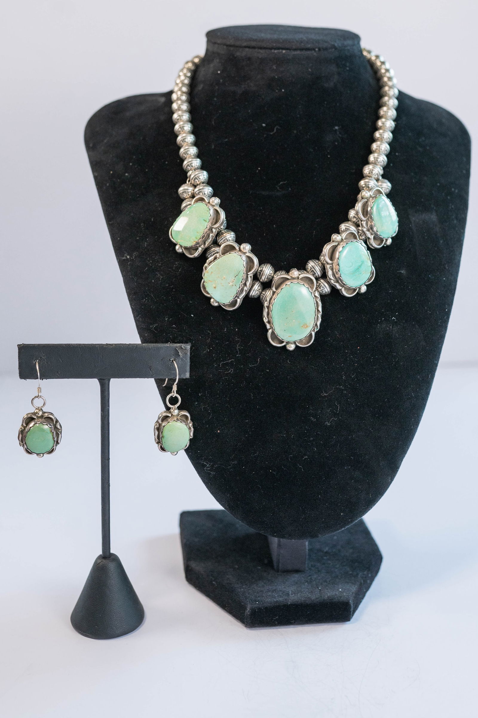 Vintage Carico Lake Turquoise Squash Blossom (1 of 7)