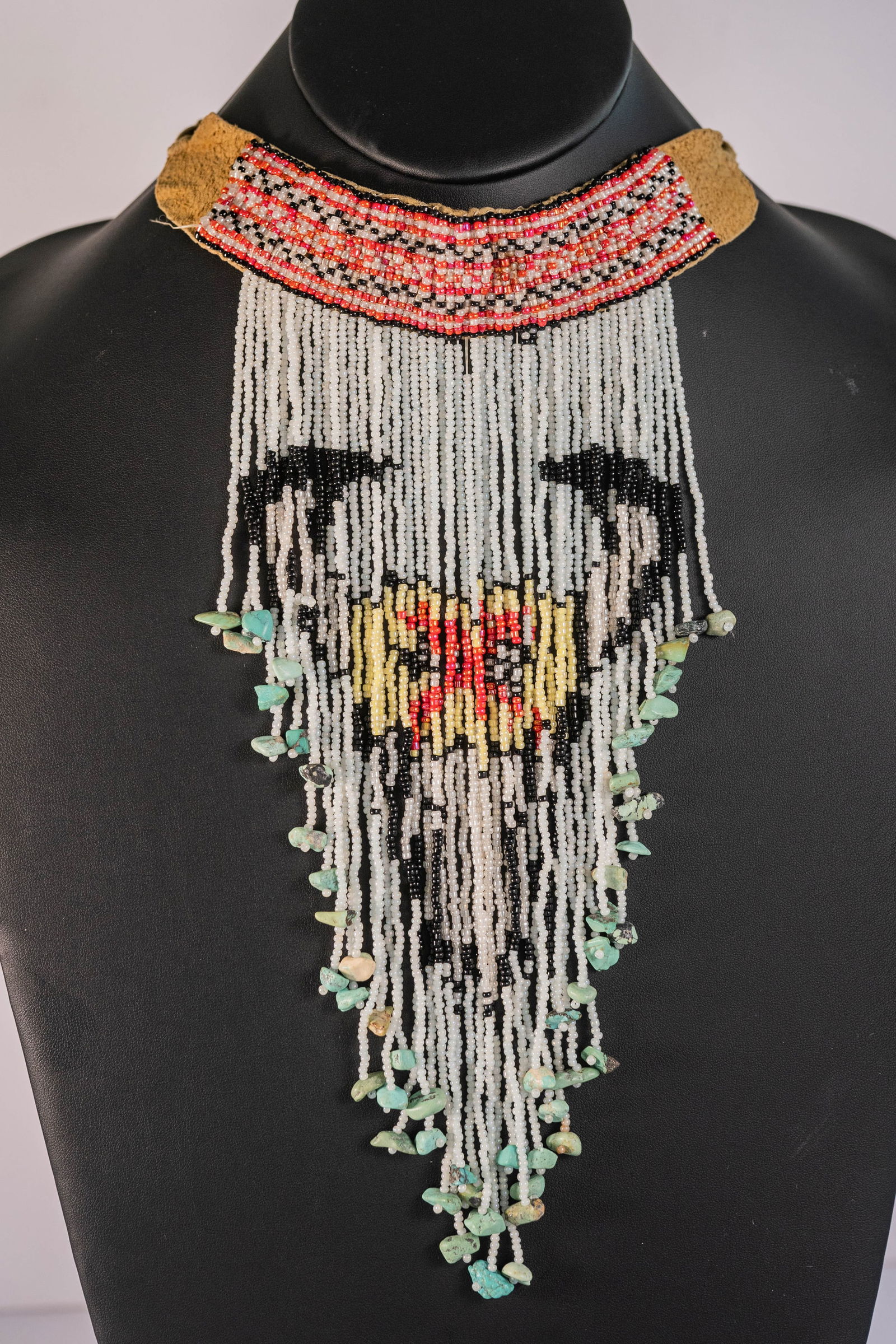 Lakota Sioux Vintage Beaded Choker (1 of 5)
