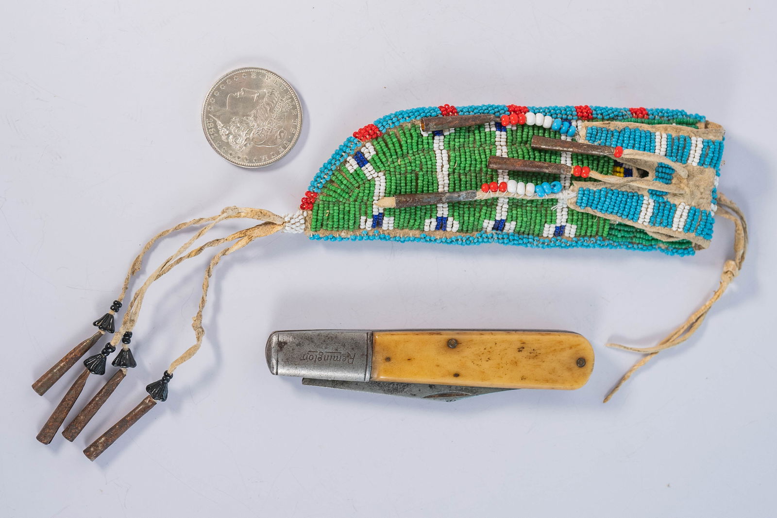 Vintage Lakota Sioux Beaded Knife Sheath (1 of 6)