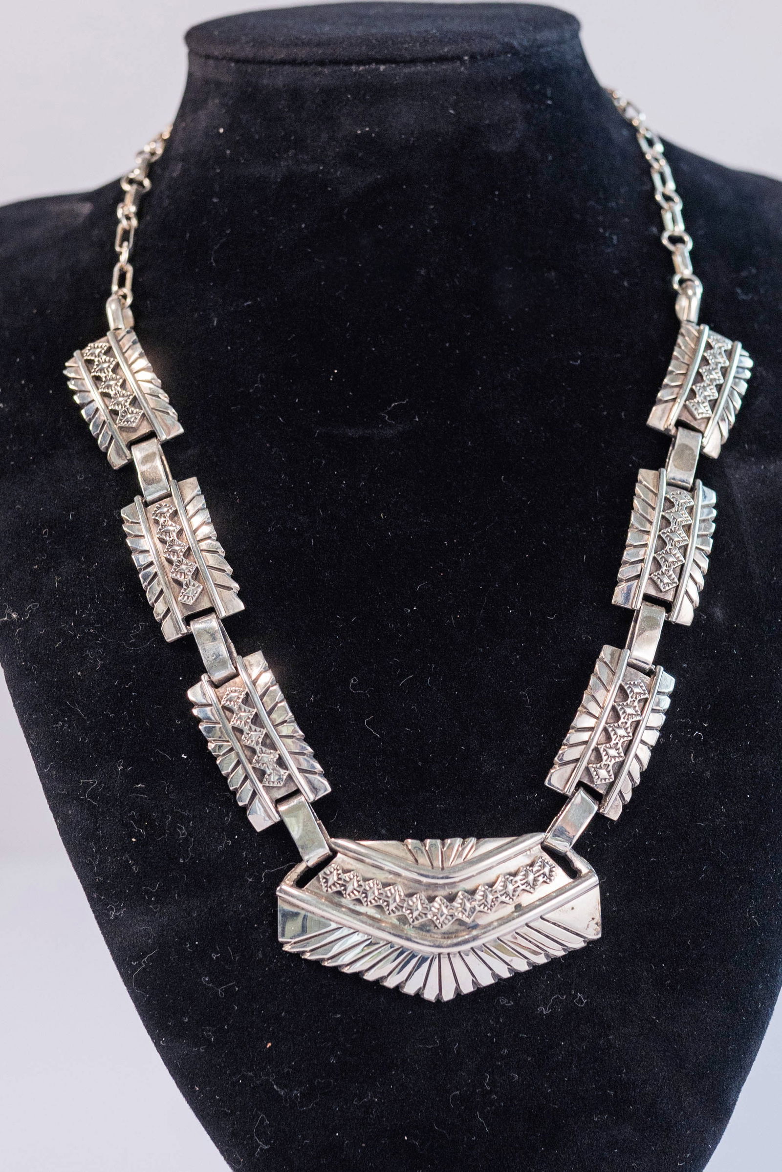 Vintage Navajo Richard Begay Necklace (1 of 5)