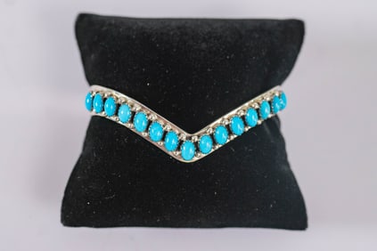 Elegant Sonoran Beauty Turquoise Cuff