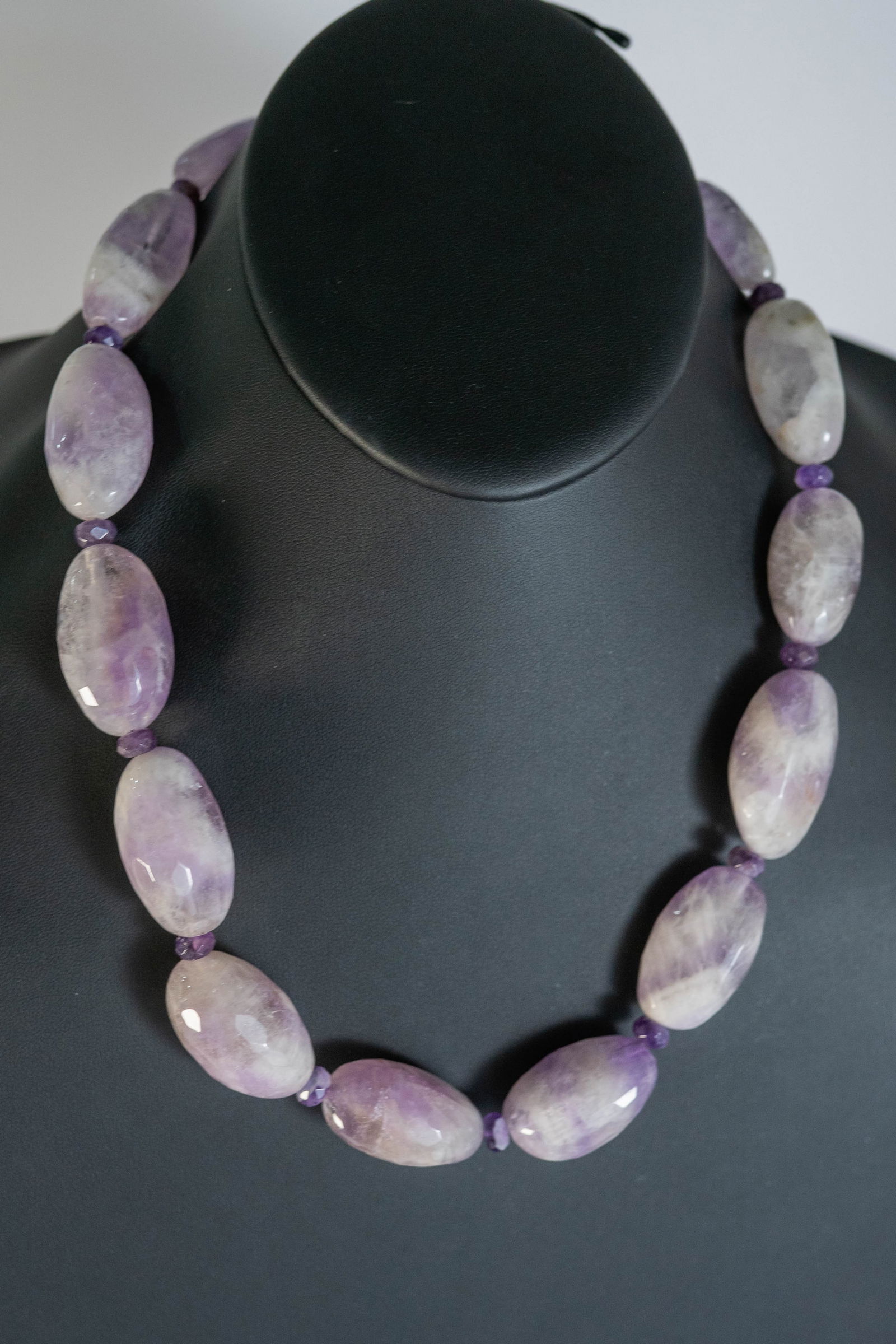 Boldly Beautiful Amethyst Necklace (1 of 5)