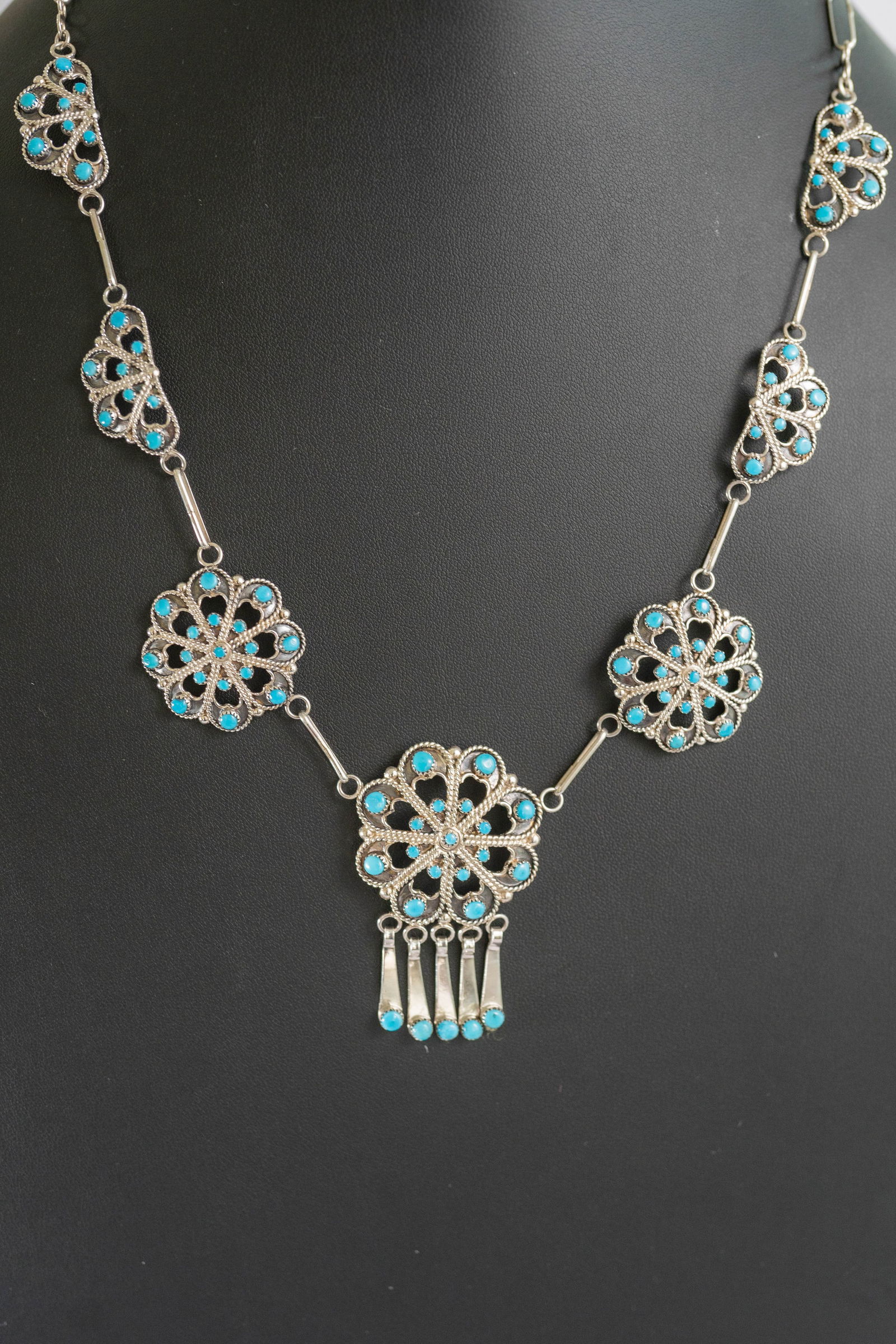 Exquisite Blossom Necklace And Matching Earrings (1 of 3)