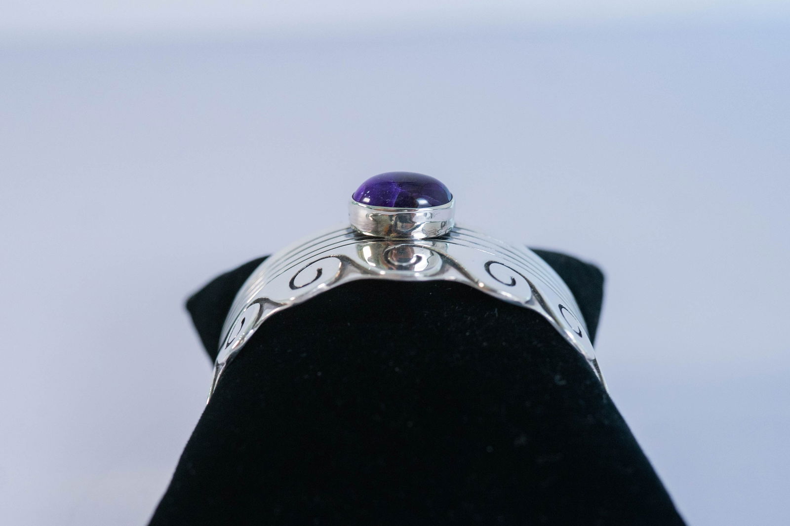 Unique Amethyst Wave Cuff - 2