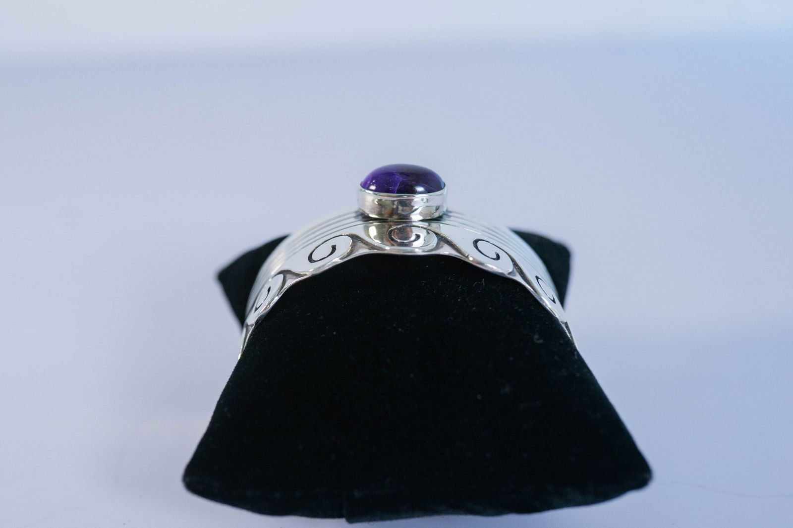 Unique Amethyst Wave Cuff - 3