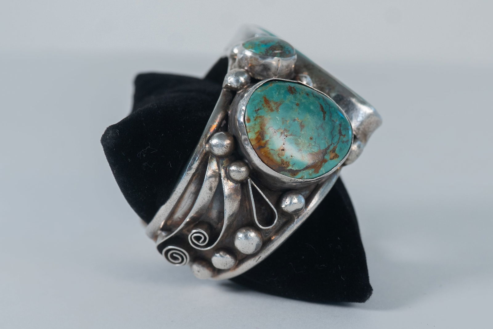 Delbert Chatter Exceptional Cuff - 5