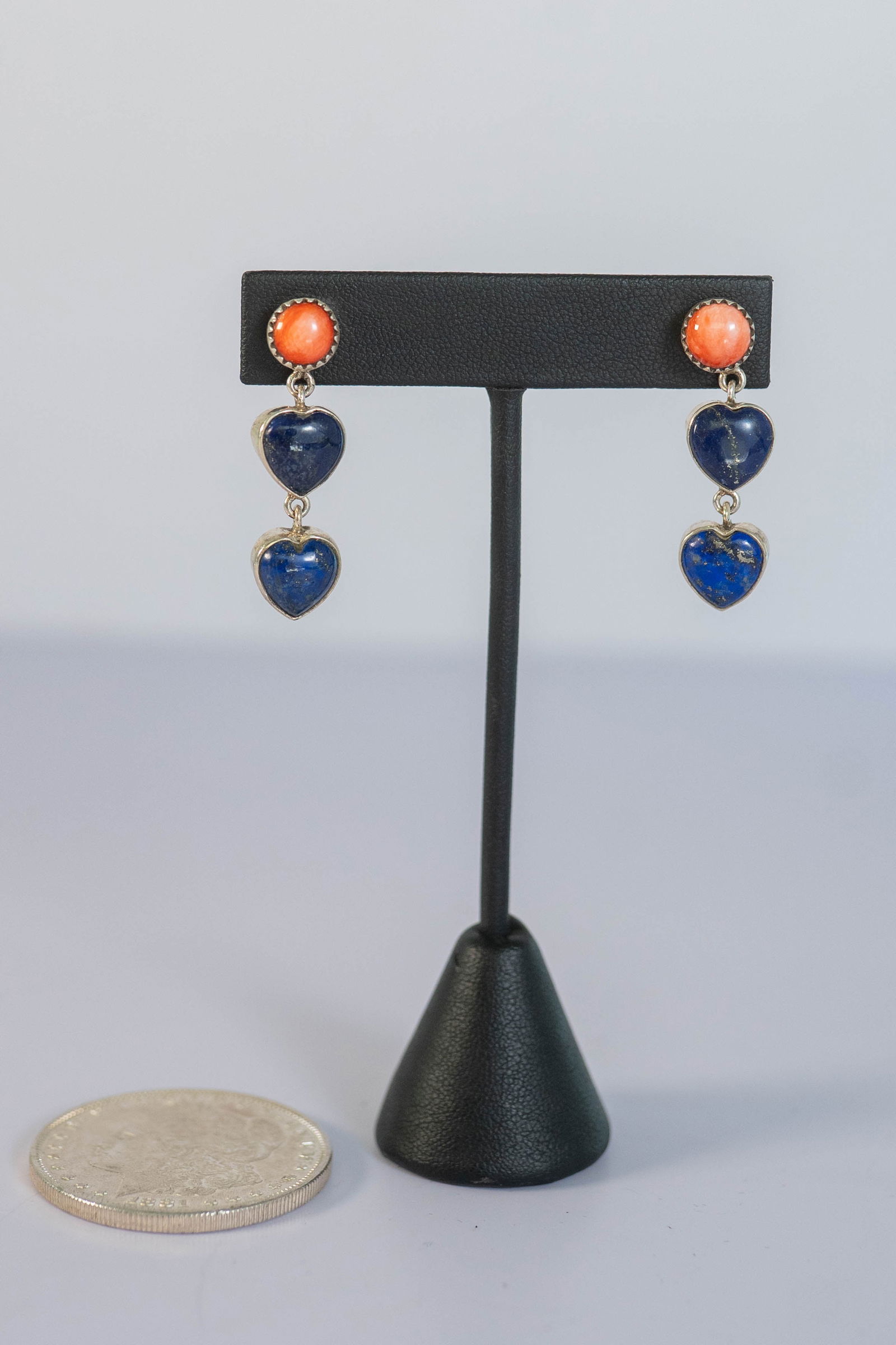 Spiny Oyster Shell and Afghanistan Lapis Earrings (1 of 5)