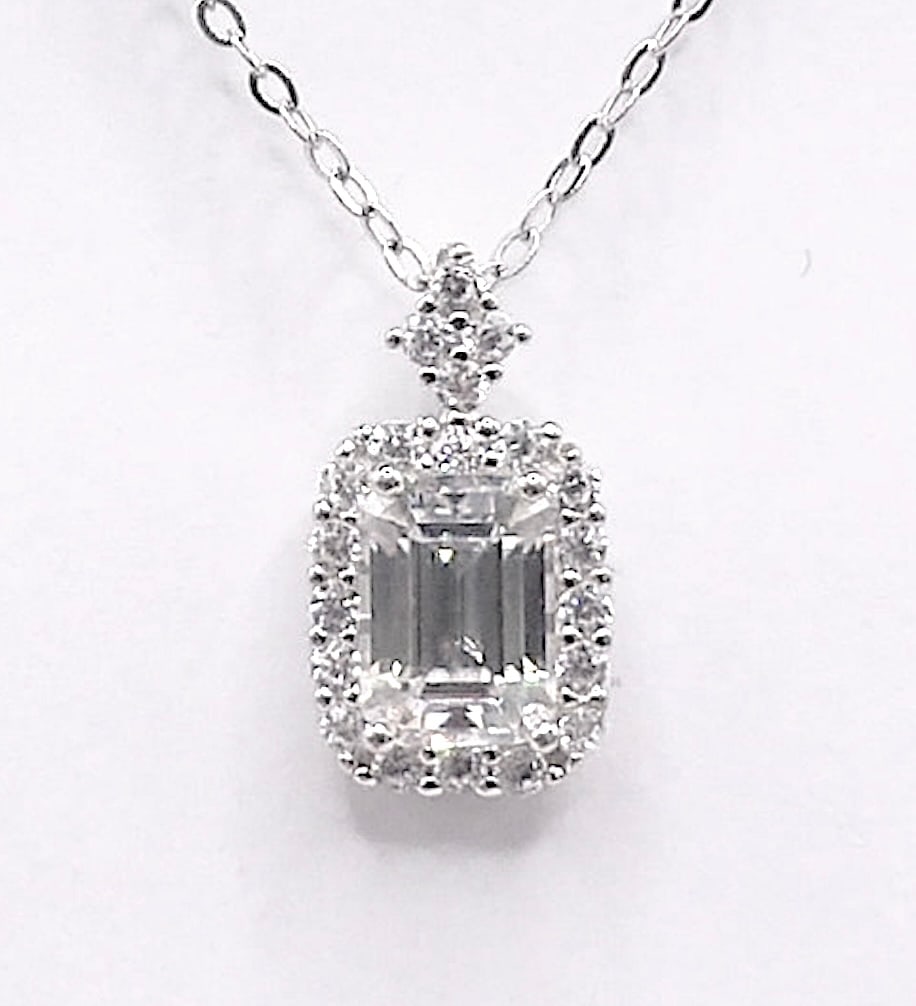 Sterling Silver 1.0ct Moissanite Emerald Halo Necklace (1 of 12)