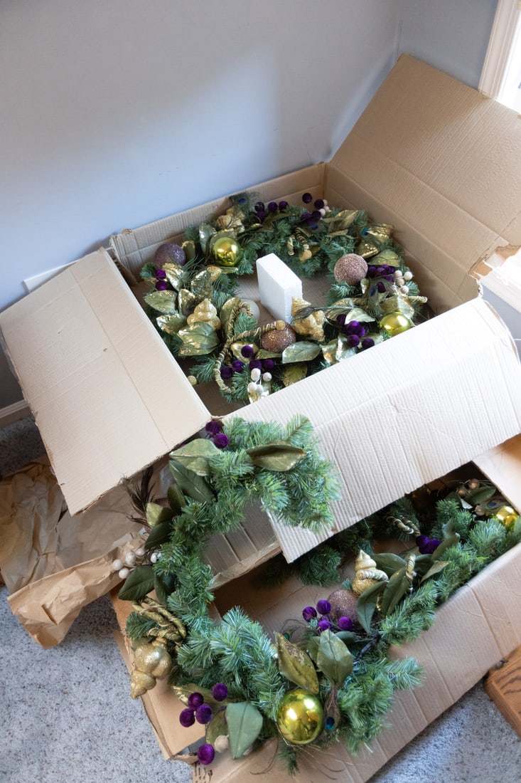 Christmas Wreaths and Garland: Christmas Wreaths and Garland - - Measures Garland 6 feet and Wreath 24 in