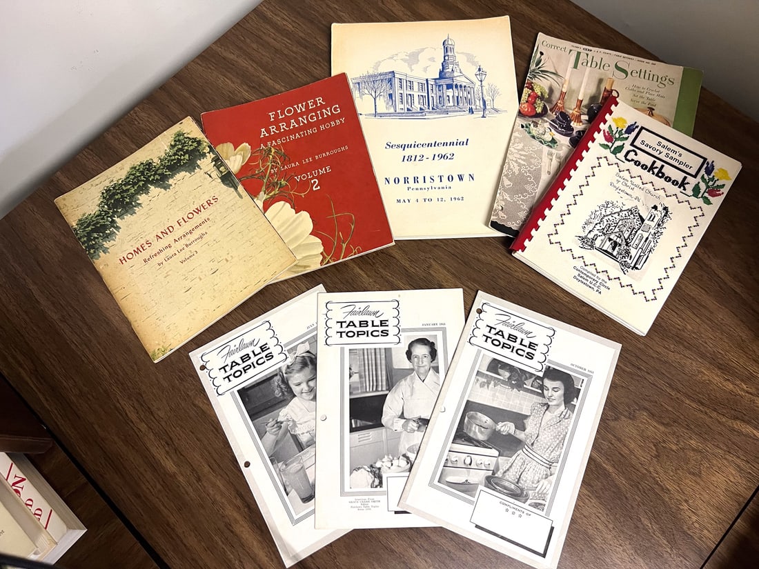 1950'S Home Maker Books: 1950'S Home Maker Books - Fairlawn Table Topics - Flower arrangement - Cook Books