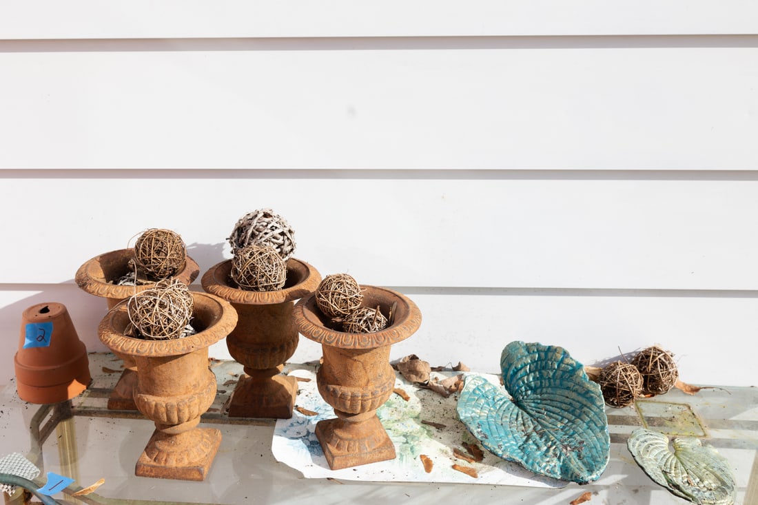 Collection of Pots & Outside Decor (1 of 5)