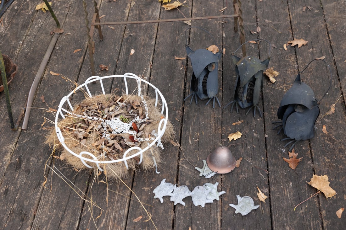 Outdoor Decor (1 of 5)