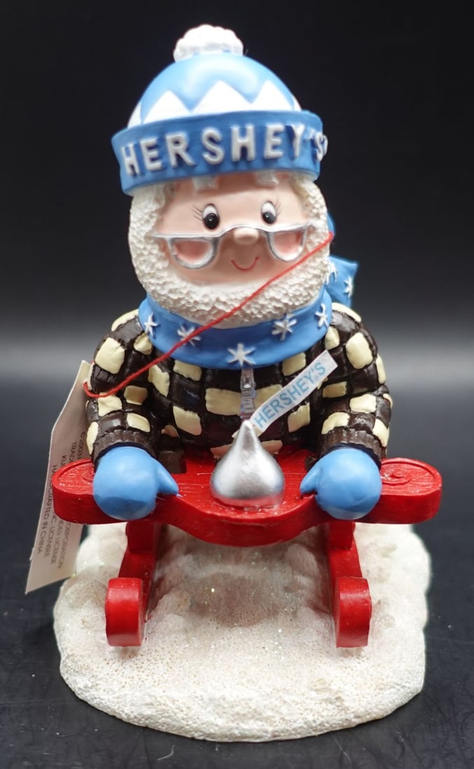 5" Vintage Hershey's Holiday Figure Limited Edition: 5" Vintage Hershey's Holiday Figure Limited Edition