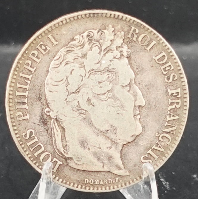 1833 W 5 Francs Silver Coin: This is 90% Silver and Weighs 25 Grams Low Estimate: 30.00 High Estimate: 50.00