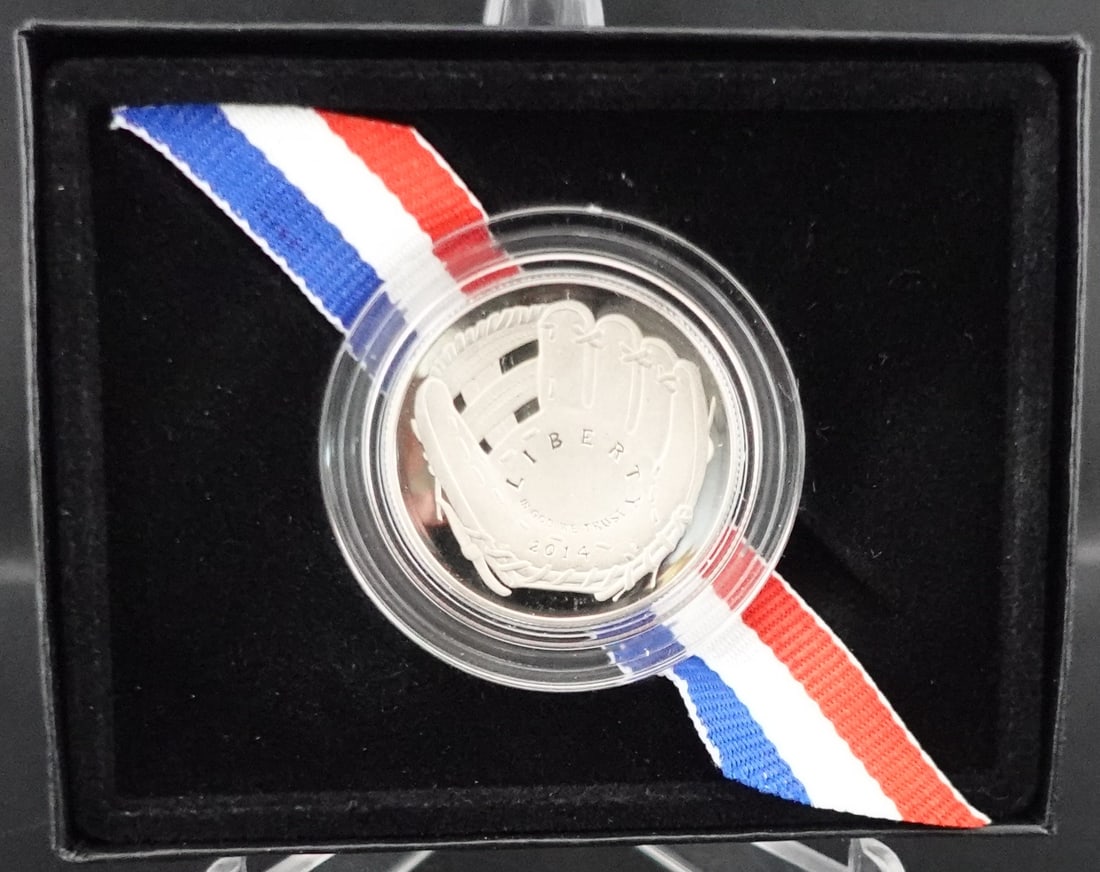 2014 Baseball Hall of Fame Commemorative Coin - 2