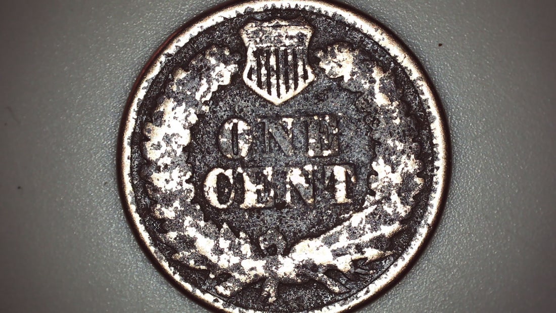 (2) 1862 and 1863 Indian Head Cent - 6