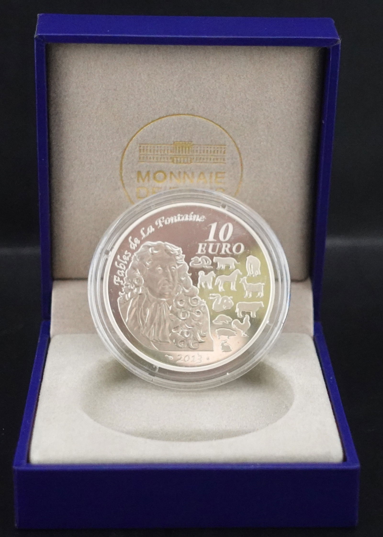 2013 10 Euro Snake Coin: This is a Gorgeous Coin! This is 90% Silver and Weighs 22g Low Estimate: 80.00High Estimate: 120.00