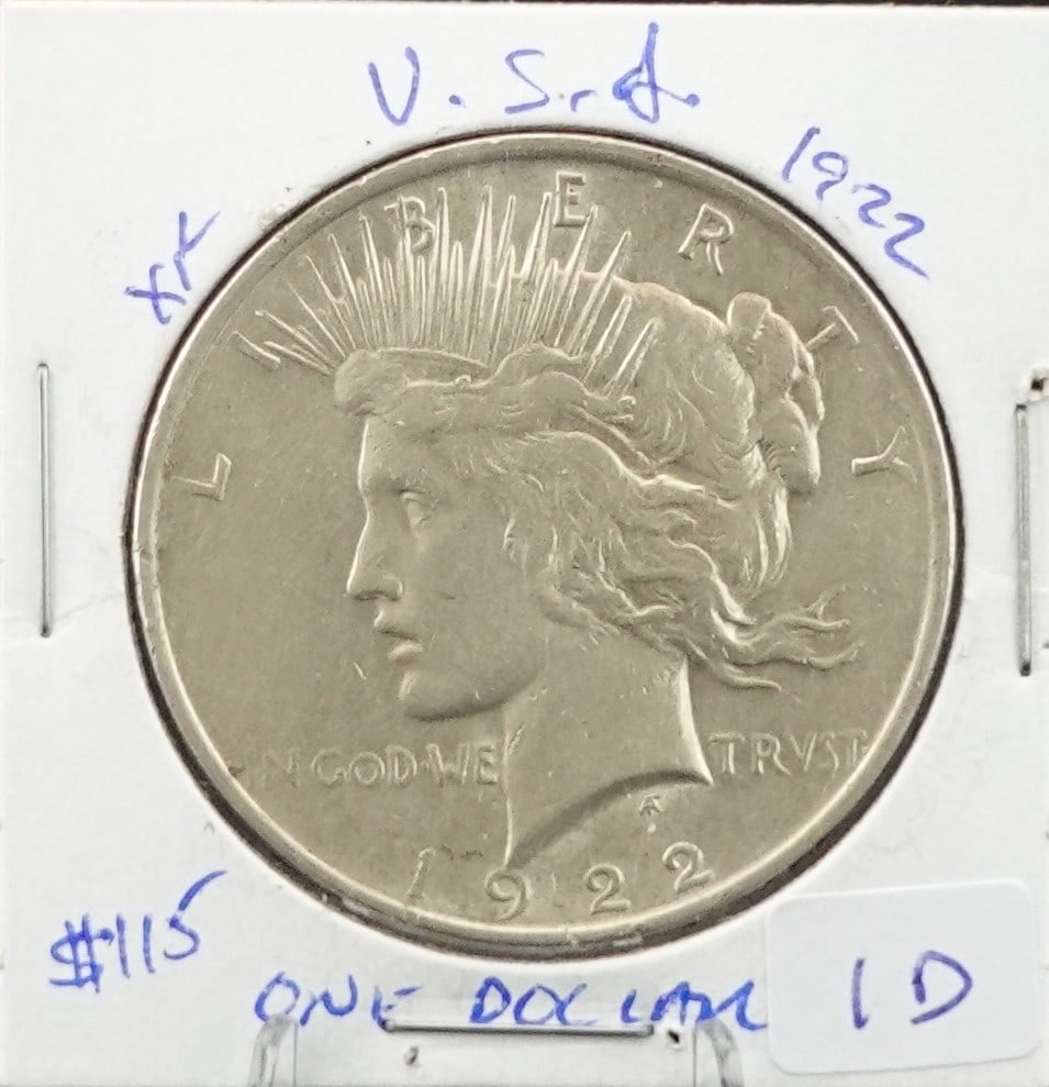 1922 Peace Dollar (1 of 2)