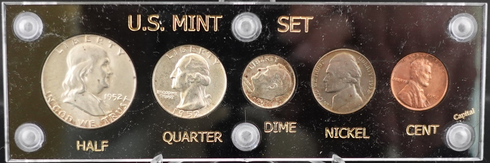 1952 Mint Set: All coins are in Mint Condition! Low Estimate: 50.00 High Estimate: 70.00