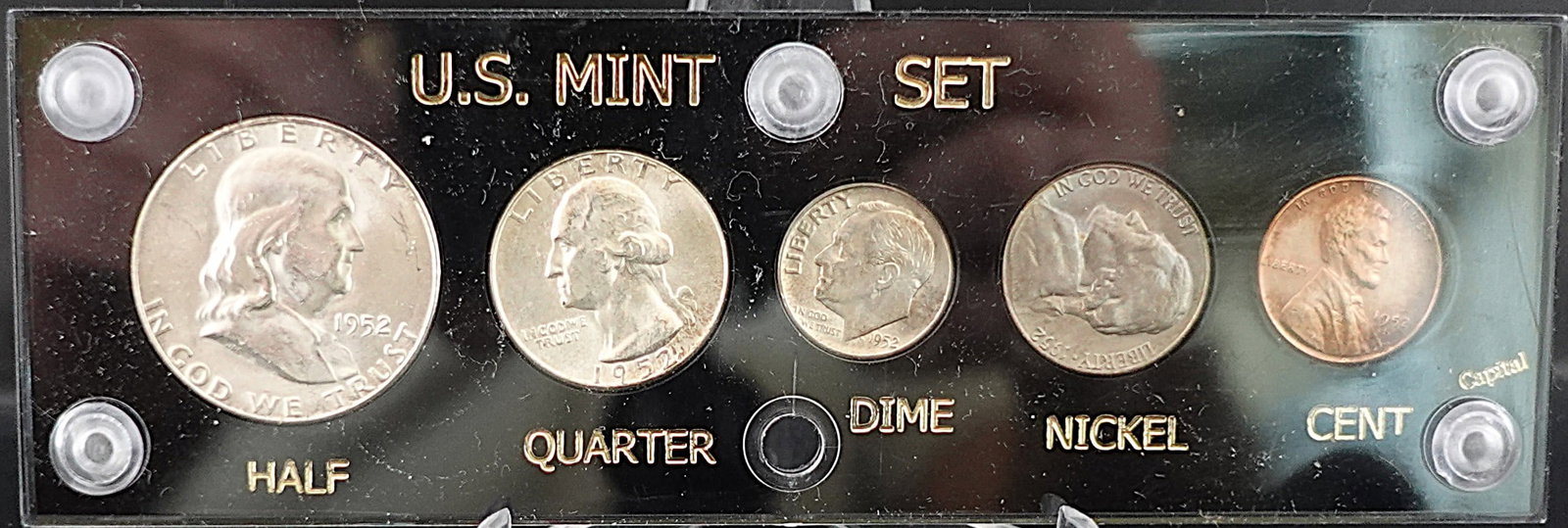 1952 Mint Set: All Coins are Excellent! 1 Low Estimate: 50.00 High Estimate: 70.00