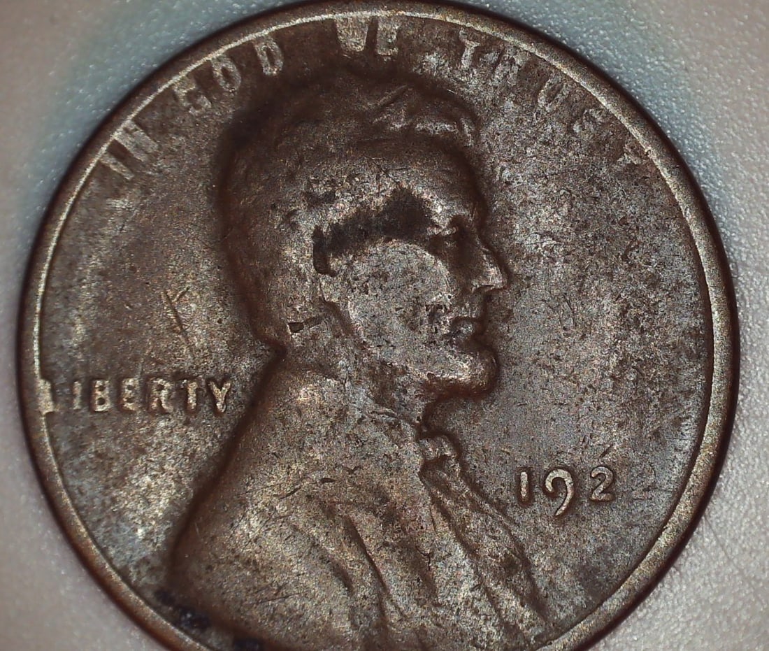 1909 to 2009 Wheat and Lincoln Cent Book - 10