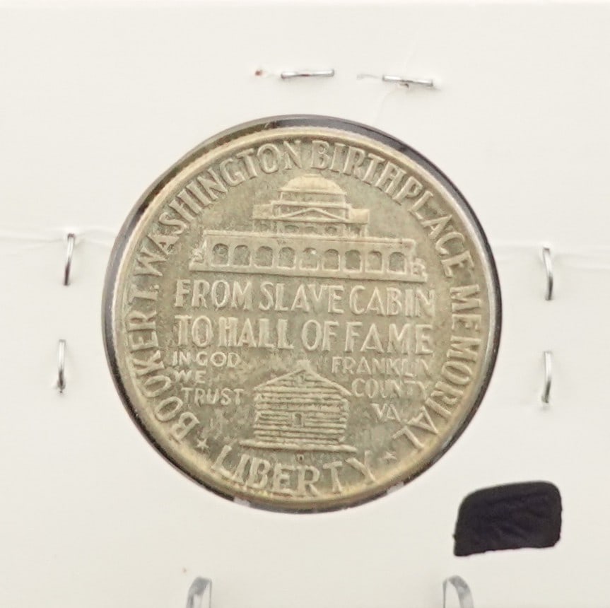 1946-D Booker T. Washington Half Dollar - 2