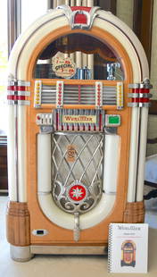 Wurlitzer Model 1015 "Bubbler" Jukebox (As Seen In The Movie!): Wurlitzer Model 1015 "Bubbler" Jukebox (AS SEEN IN THE MOVIE!!) Serial no 1008795 Also called the ?1015-Bubbler?, this juke is arguably the most popular jukebox of all time. It was conceptualized by t