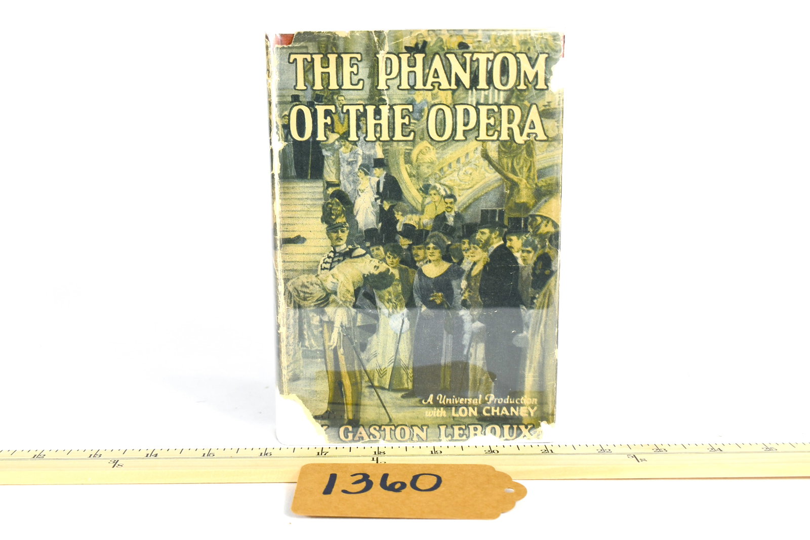 The Phantom Of The Opera Book Starring Lon Cheney: Gaston LeBoux 1st Edition Motion picture edition Copyright 1911 Grosset and Dunlap Publishers, NY