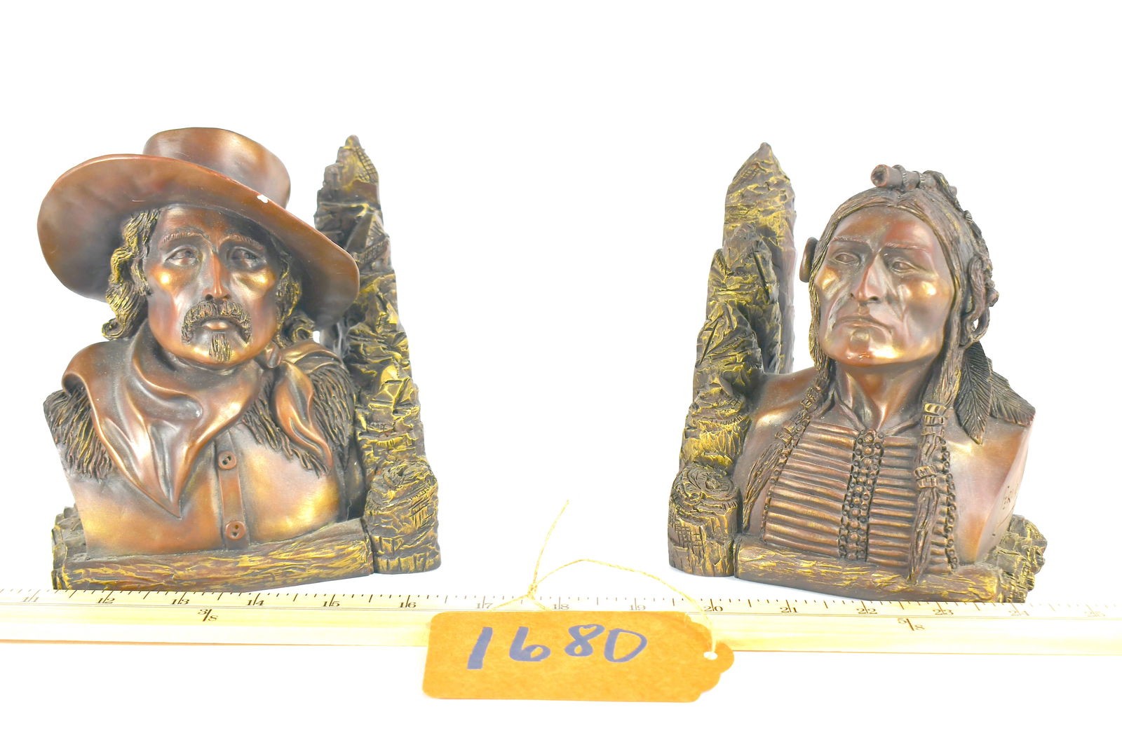 Bookends "Legends Of The Old West": Crazy Horse and George Custer Based on an original sculpture by George Perillo Numbered 346/975 RECO copyright @1999