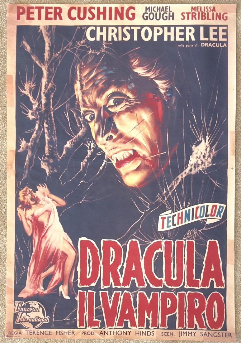 Dracula Movie Poster (Italian): Dracula Movie Poster (Italian) 33" x 40" Printed on fabric