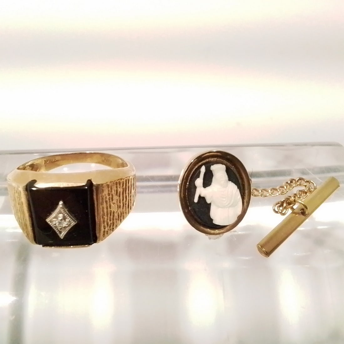 Gentleman's Low Karat Ring and Tie Pin (1 of 2)